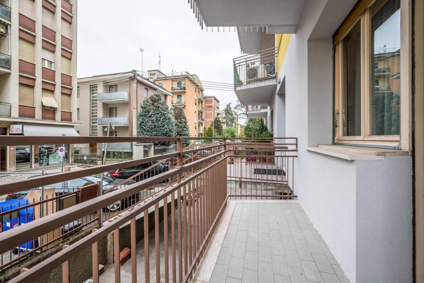 Casa Amelia Elegant Suite Parcheggio Gratuito Parma Buitenkant foto